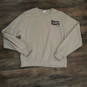 Maren Morris Crewneck Fits Like a Medium